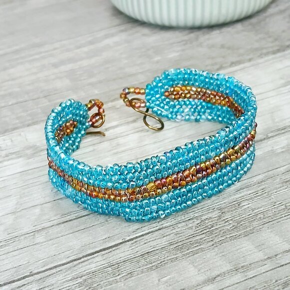 Blue & Brown Flat Herringbone Beaded Bracelet, 7.25" - Picture 3 of 4